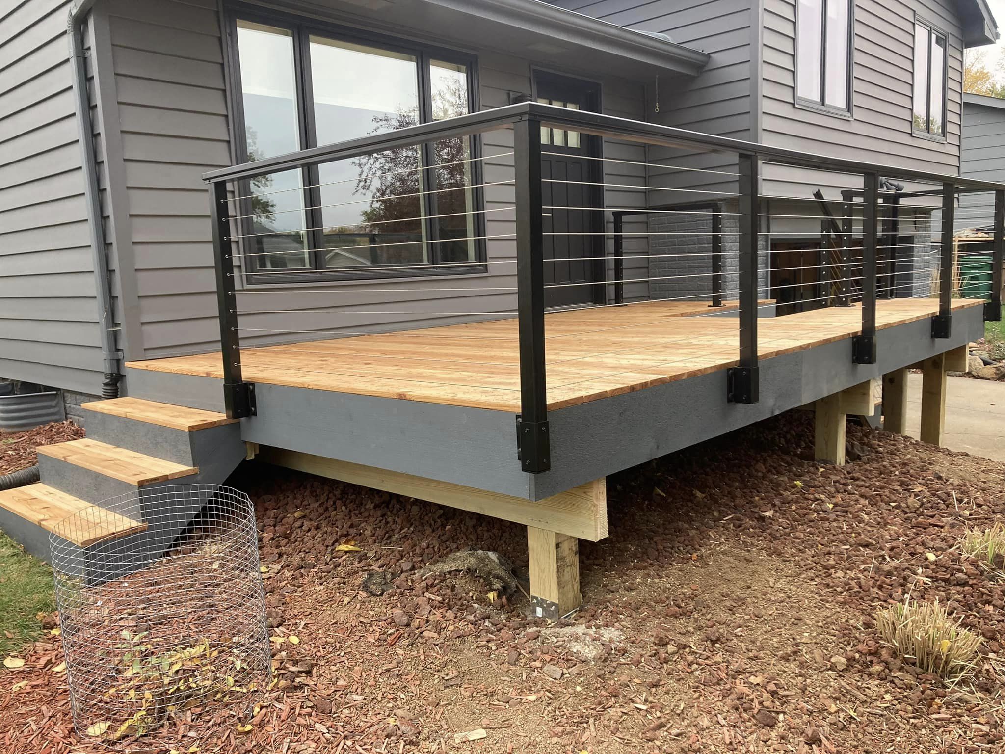 I will build a custom deck for your home - Image 1