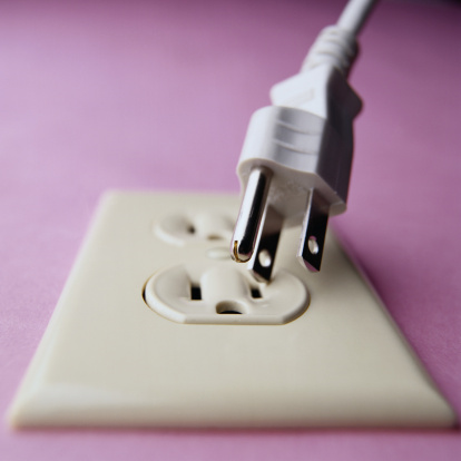 I will install outlets, switches, and fixtures - Image 1